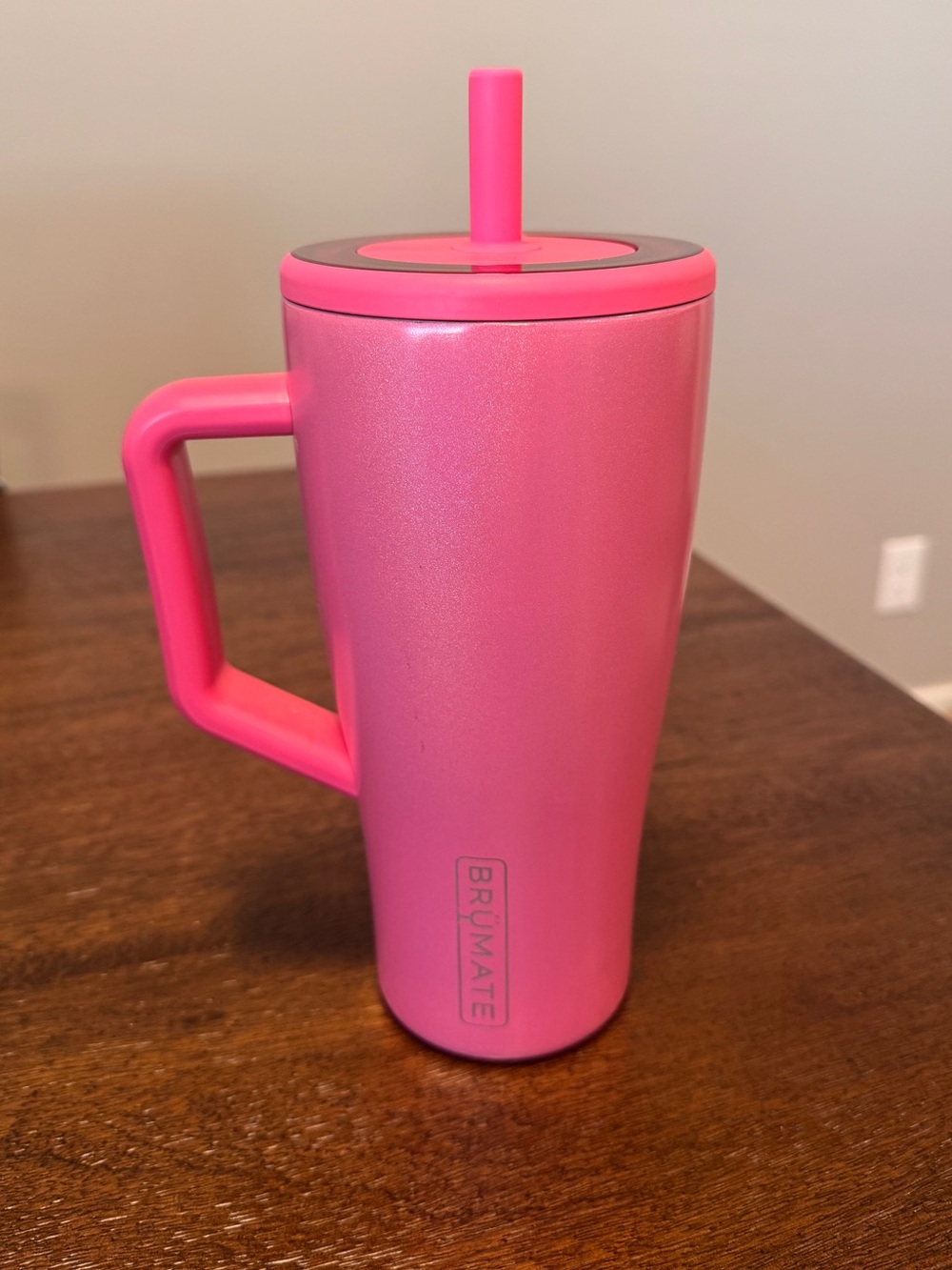 BruMate Era 30 Oz Glitter Pink Limited Edition